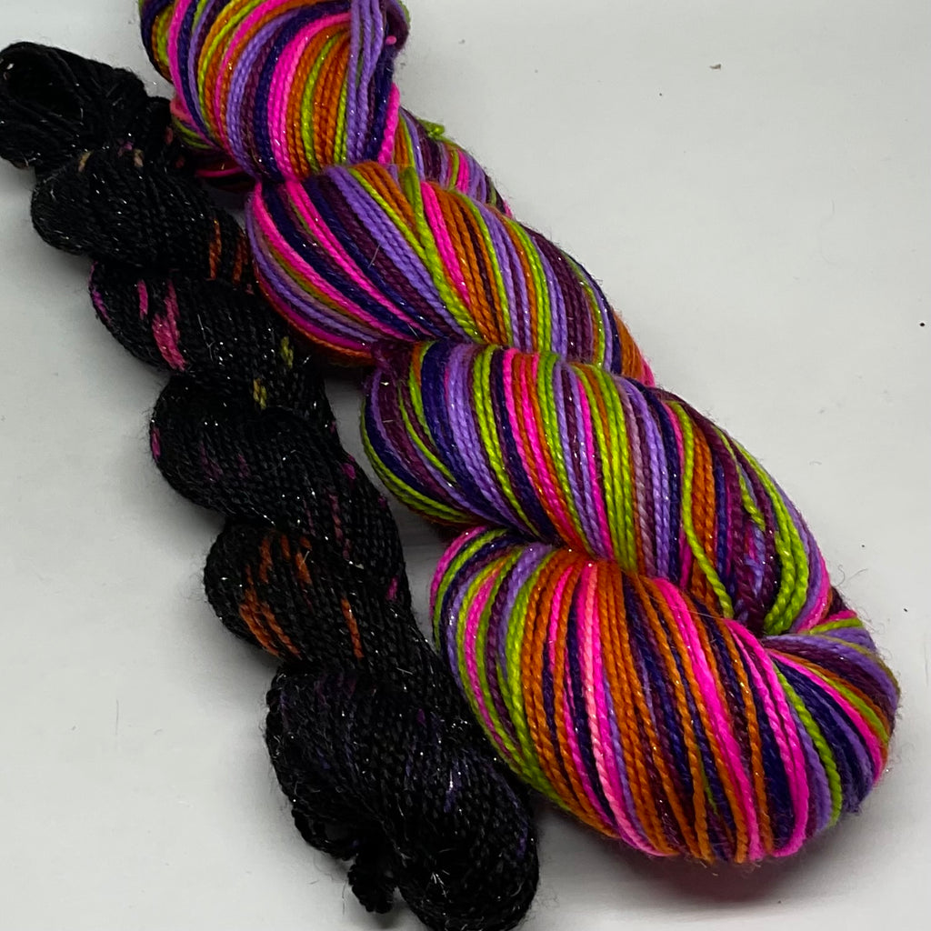 Kooky Halloween Six Stripe Self Striping Yarn with Speckled Mini Skein