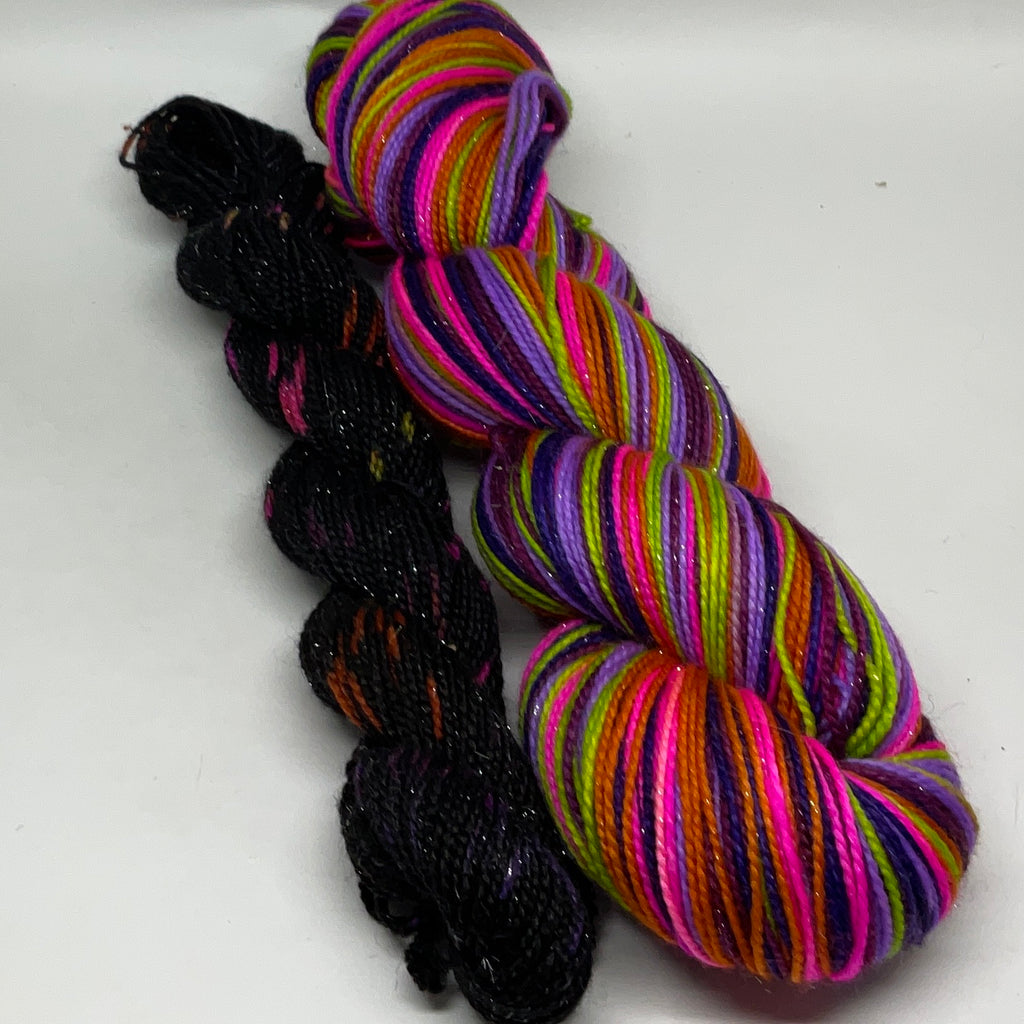 Kooky Halloween Six Stripe Self Striping Yarn with Speckled Mini Skein