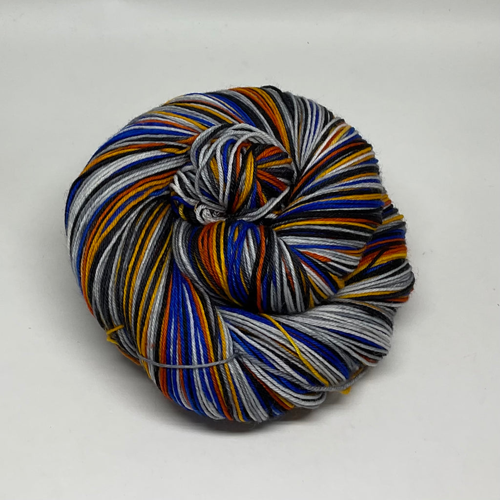 Super Fan Throated Lizard Eight Stripe Self Striping Yarn