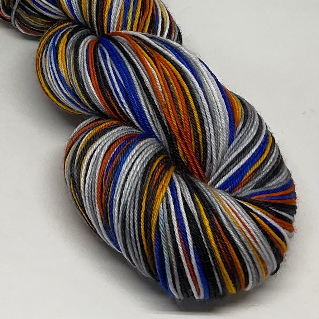 Super Fan Throated Lizard Eight Stripe Self Striping Yarn