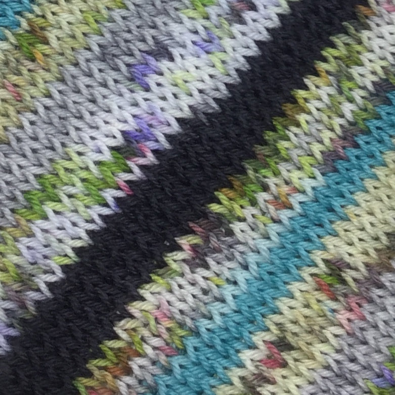 Halle ZomBody Loo Six Stripe Self Striping Yarn