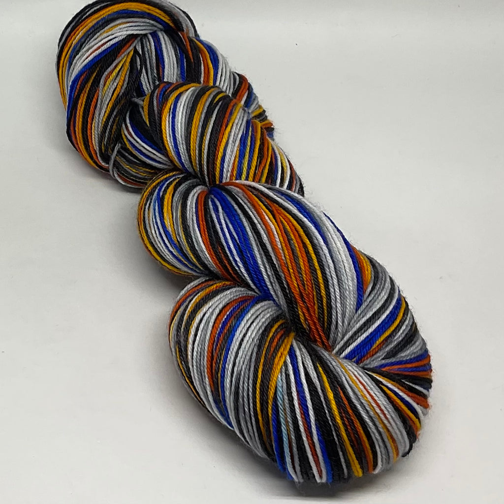 Super Fan Throated Lizard Eight Stripe Self Striping Yarn