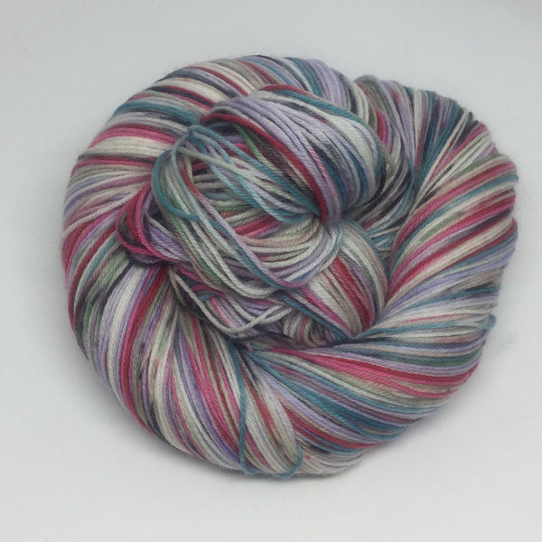 ZomBodys Late Self Striping Yarn
