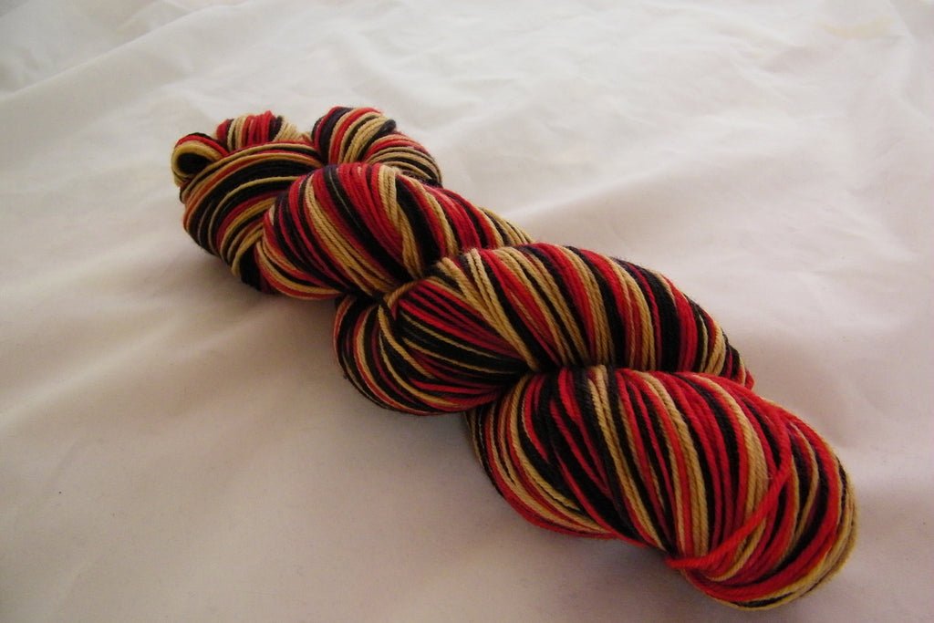 Tournee du Chat Three Stripe Self Striping Yarn